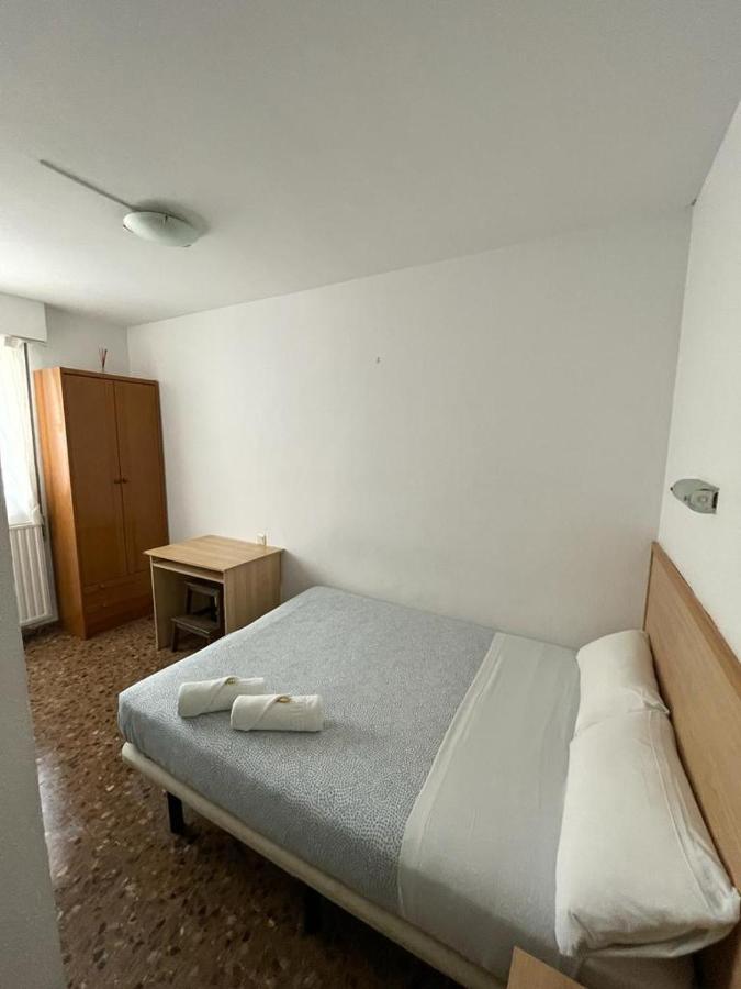Hostal Milmarcos Saragossa Zewnętrze zdjęcie